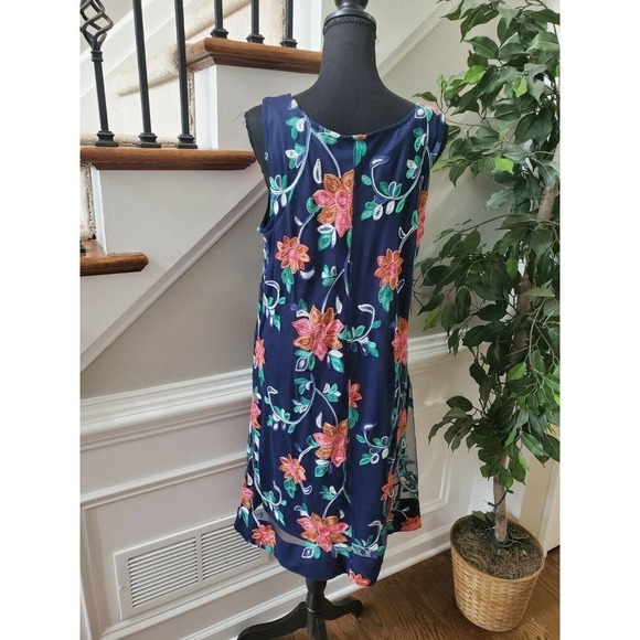Signature Blue Floral 100% Nylon Casual Dress - Picture 7 of 11